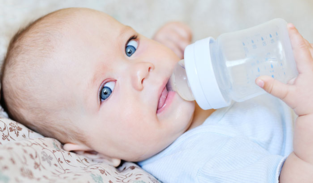 Bebeklerde Su Tüketimi Nasıl Olmalı